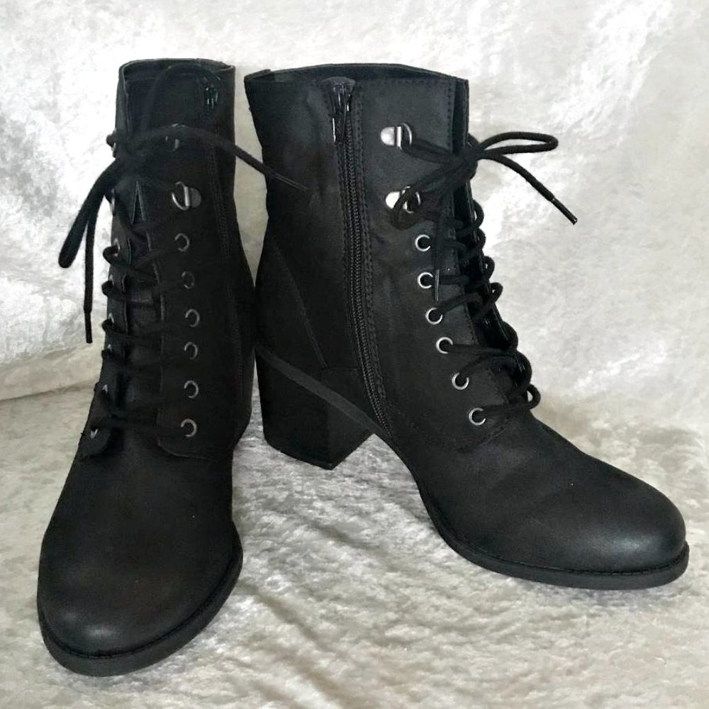 White Mountain Dorian Heeled Moto Combat Boots